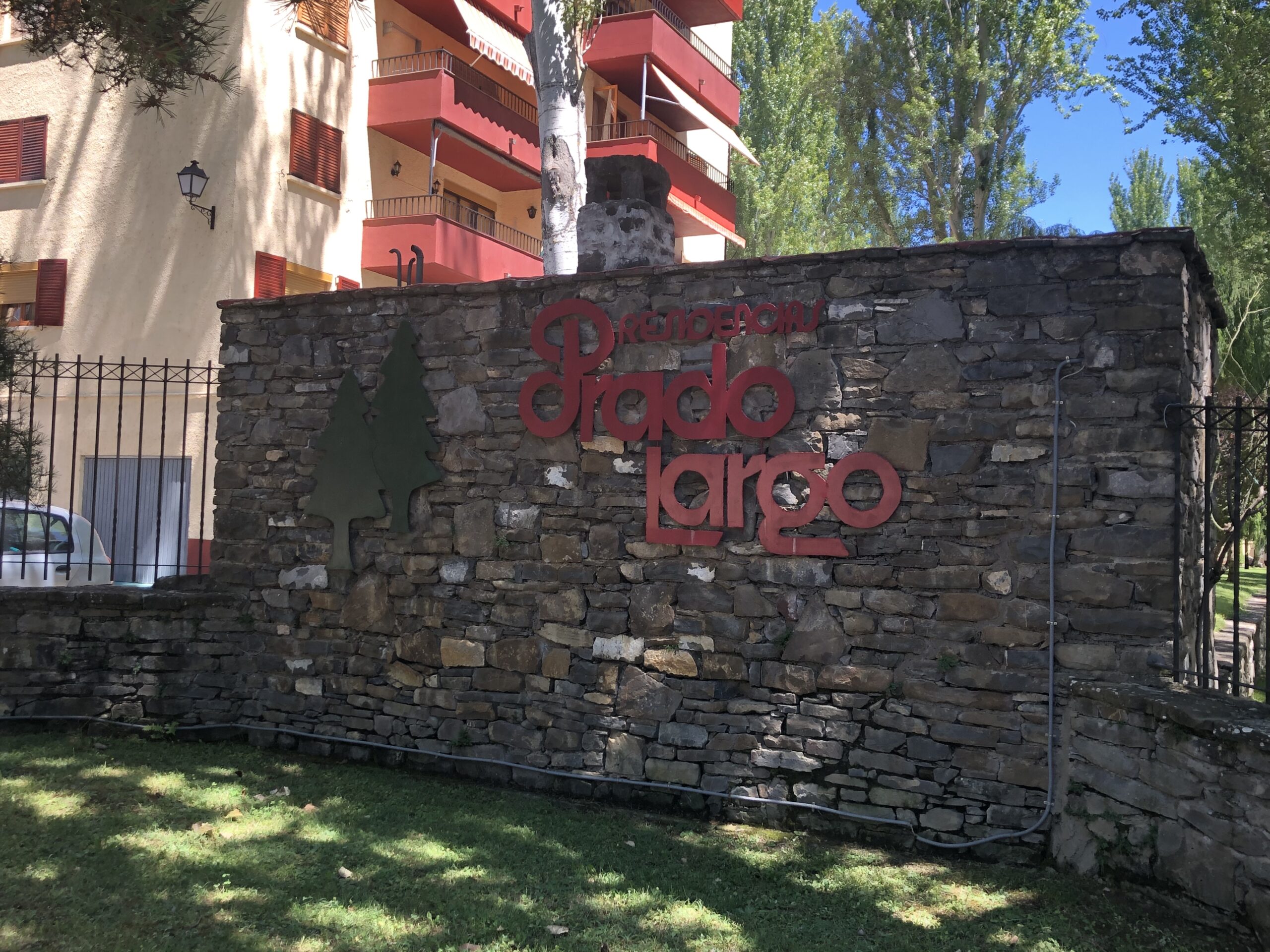 TEMPORADA ESCOLAR-PISO EN ALQUILER JACA