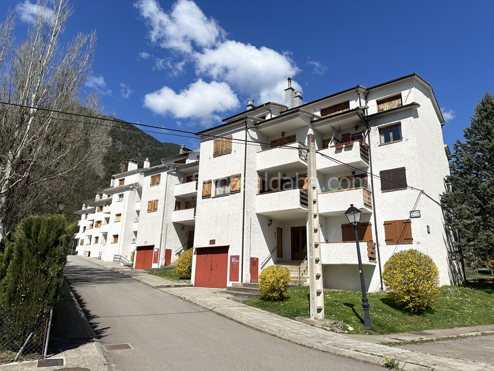 APARTAMENTO EN VENTA VILLANÚA